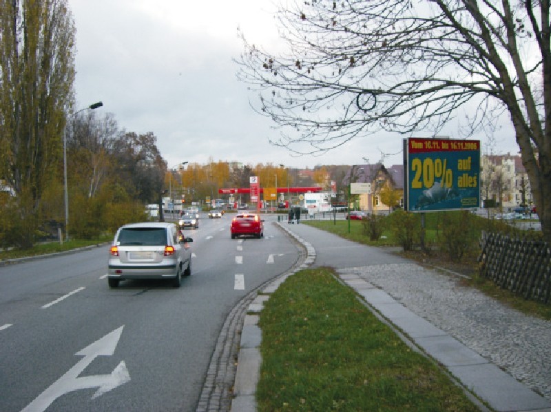 Löbau Weißenberger Str. 6 stadtauswärts, rechts, quer zur Strasse Nähe Total Tank, Netto, Zentrum 