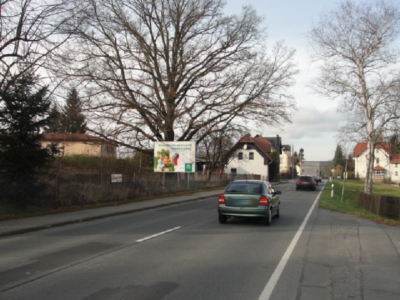 Friedersdorf Hauptstr. 81, B 96 Richtung Bautzen, quer, links 