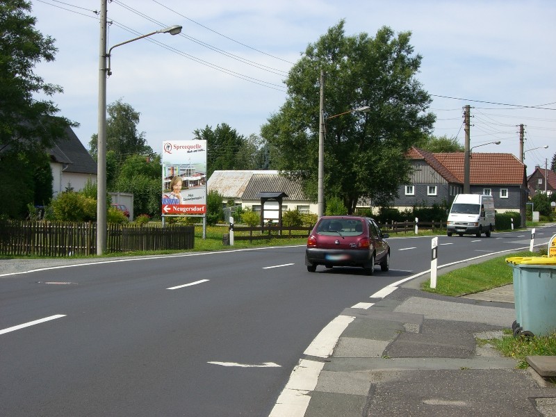 Eibau  Hauptstrasse, (B96) Ri Ebersbach, links quer zur Fahrbahn Nähe Foto Rösch